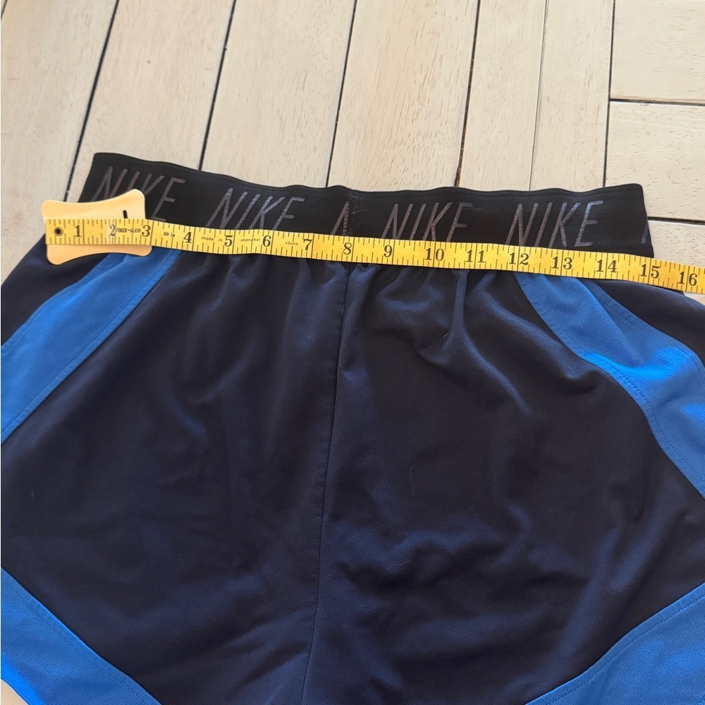 NIKE | Dry Fit Athletic Brief Lined 2 Tone shorts 
Sz Medium Blue - Picture 5 of 5